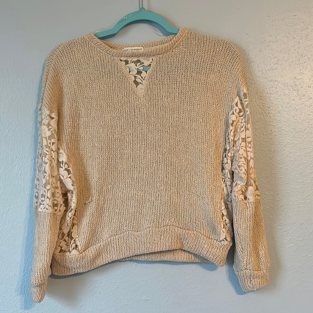 Coco + Jaimeson Cream Sweater in Small